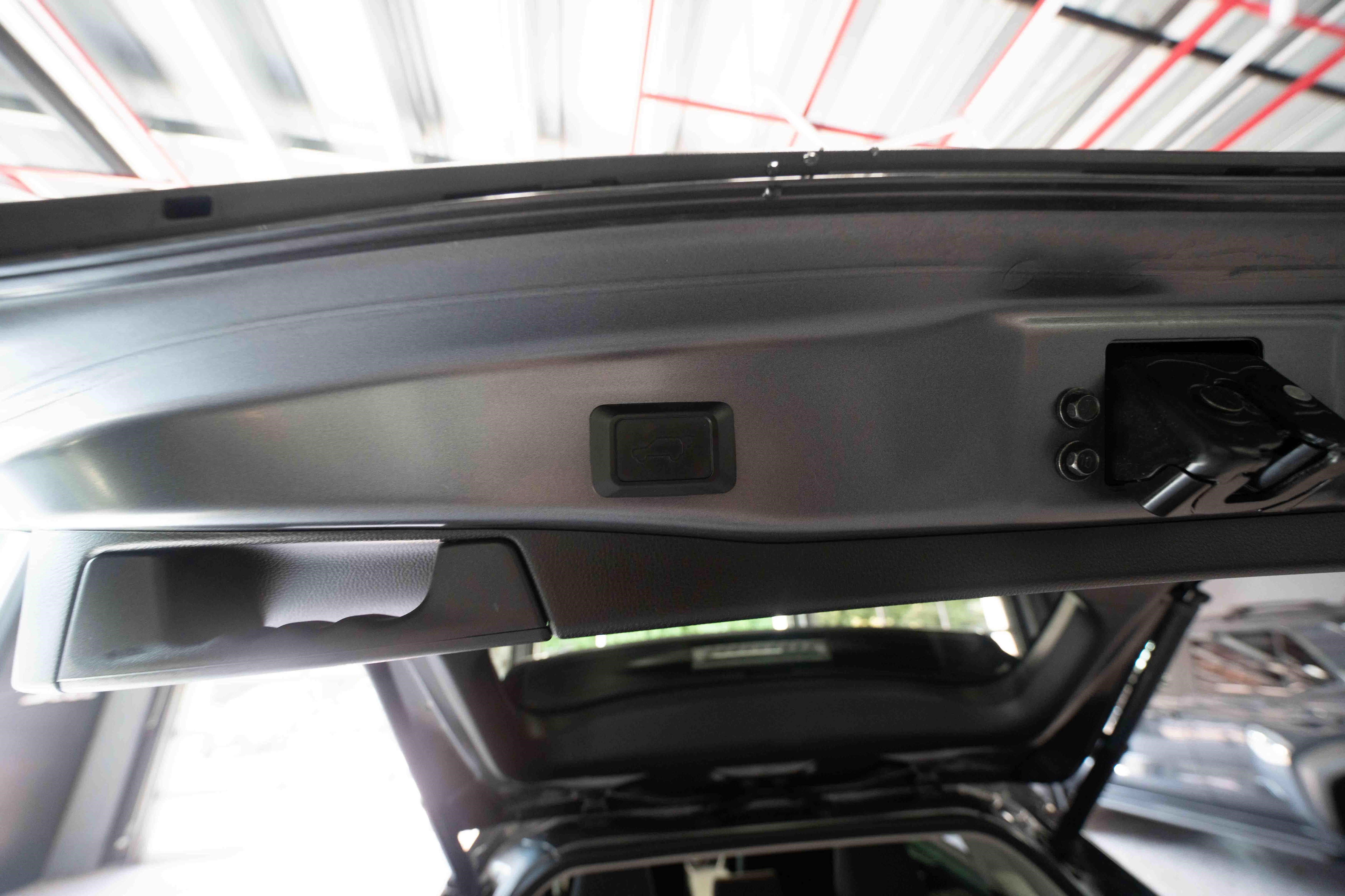 Used 2019 Toyota RAV4 XLE w/ Convenience Package AWD/4WD image 29