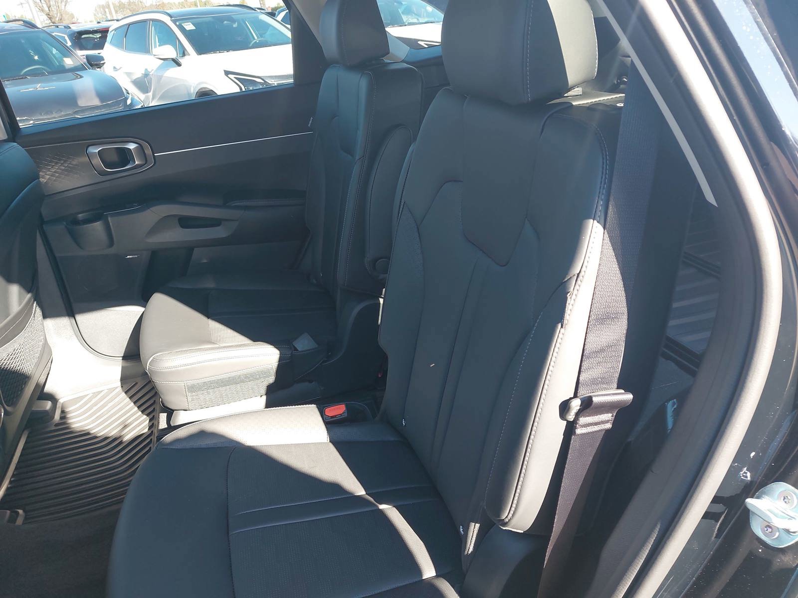 New 2026 Kia Sorento EX w/ EX Premium Package FWD image 16