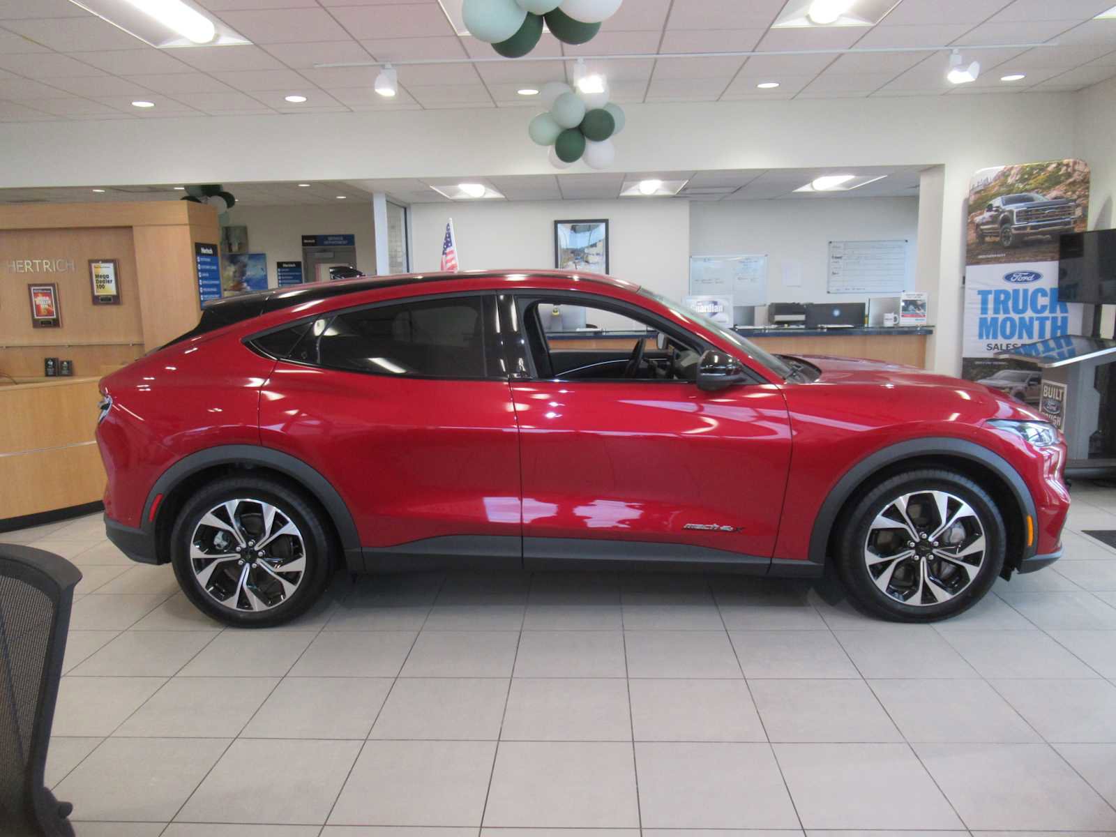 Used 2024 Ford Mustang Mach-E Select w/ Comfort Package Lite image 4