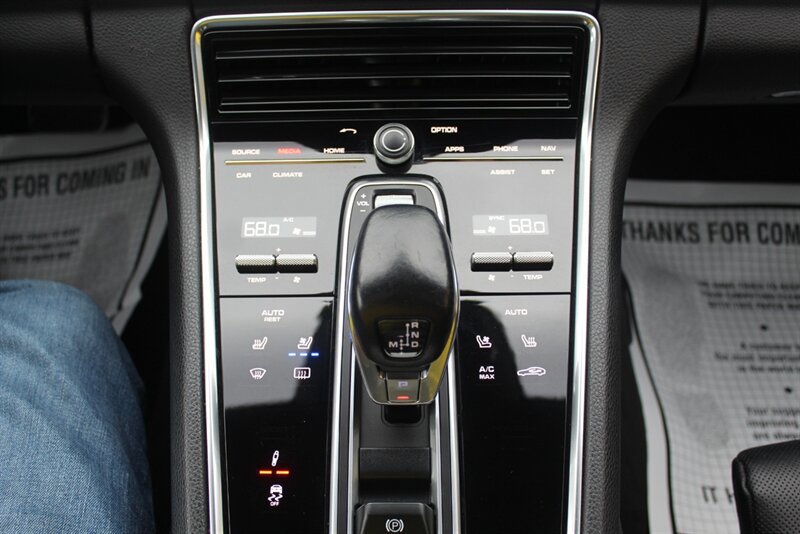 Used 2018 Porsche Panamera 4S AWD/4WD image 8
