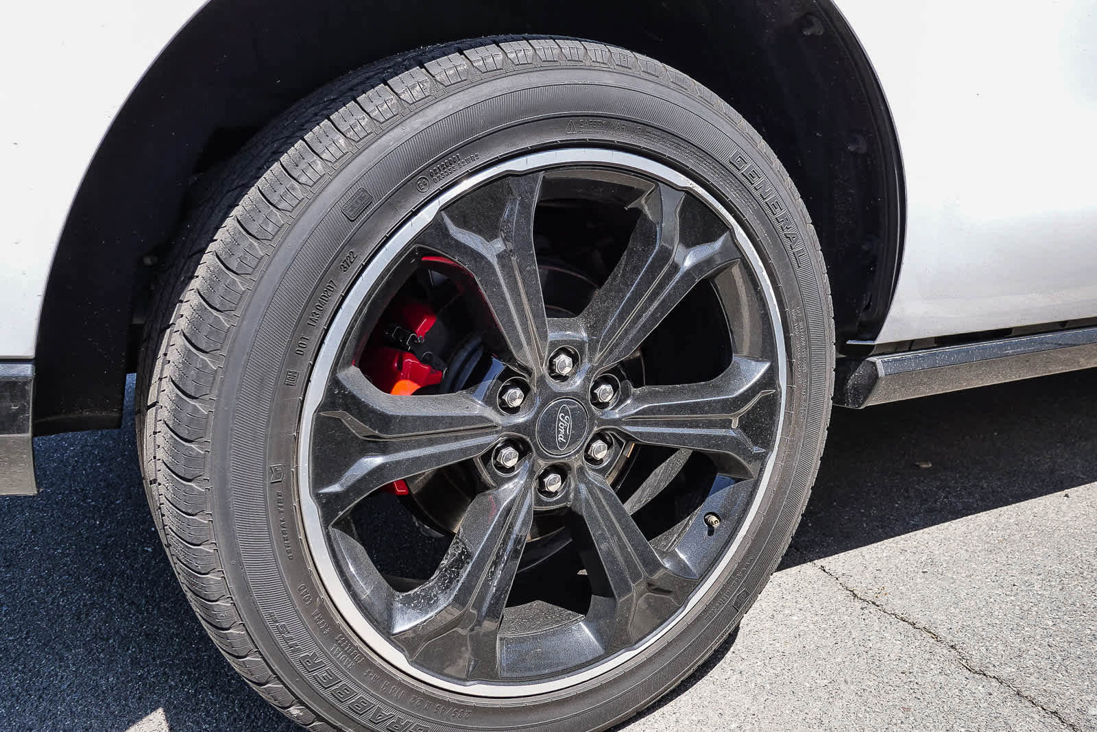 Used 2022 Ford Expedition Limited image 13