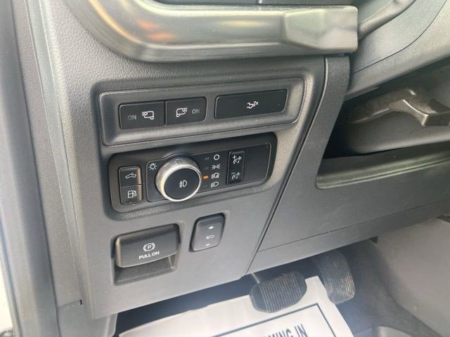 Used 2023 Ford F150 Lariat w/ Trailer Tow Package AWD/4WD image 15