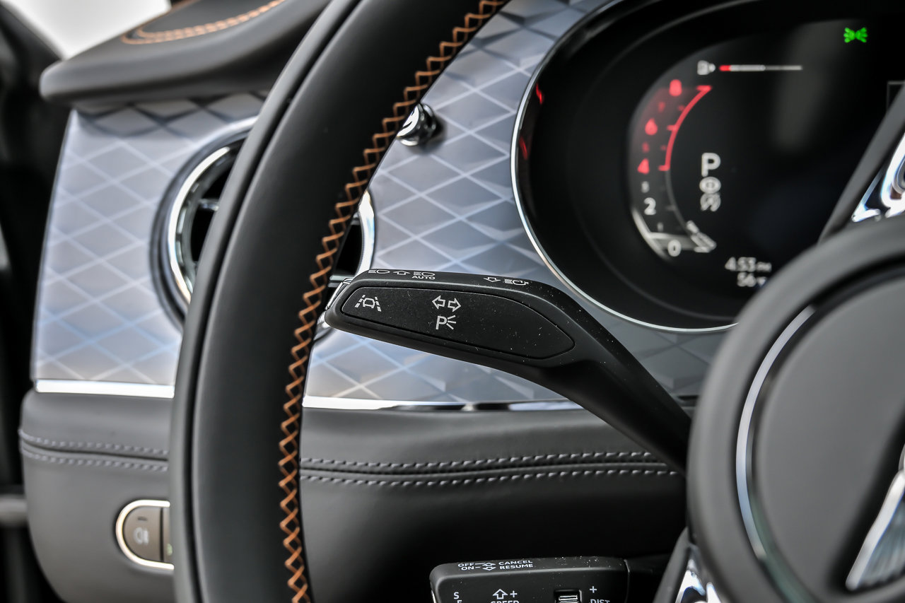 New 2026 Bentley Bentayga AWD/4WD image 42