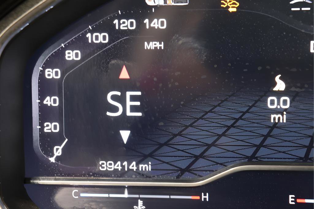 Used 2024 GMC Sierra 1500 AT4 w/ AT4 Preferred Package image 14