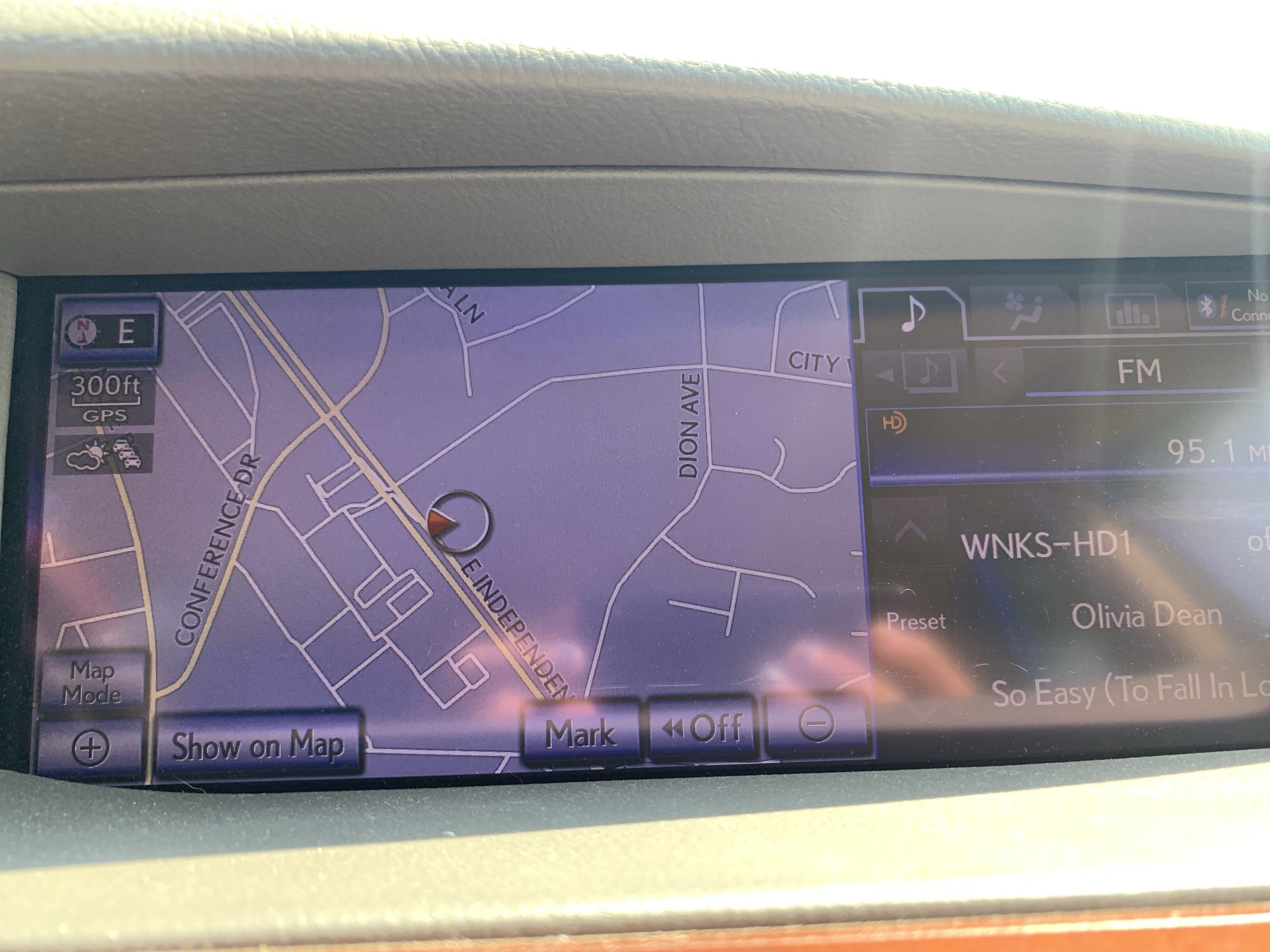 Used 2013 Lexus LS 460 AWD w/ Comfort Pkg image 24
