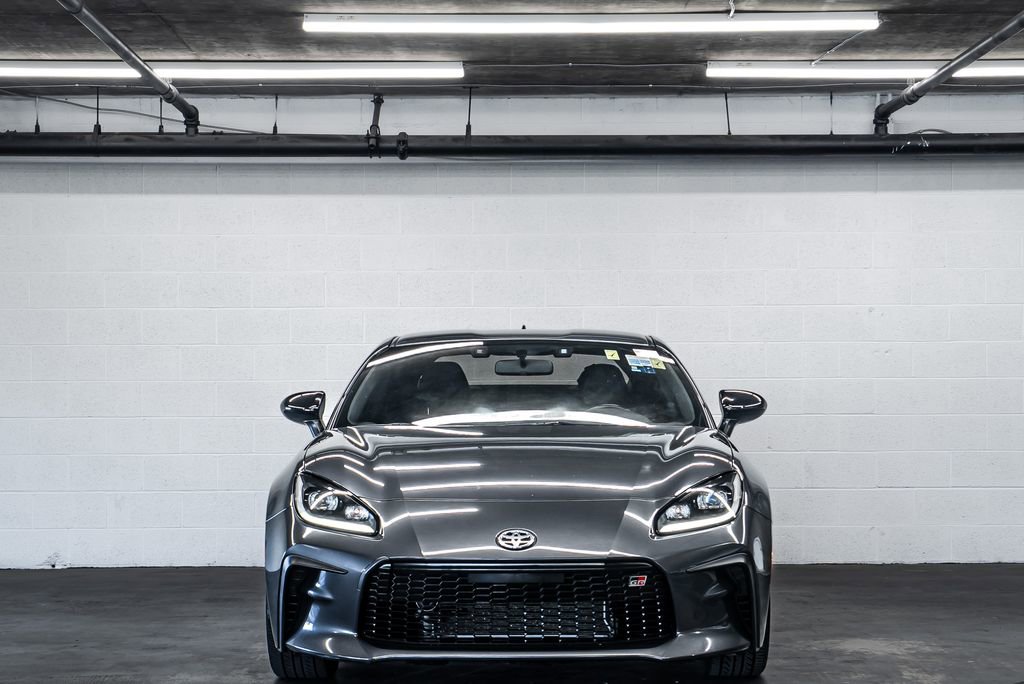 Used 2022 Toyota GR86 image 8
