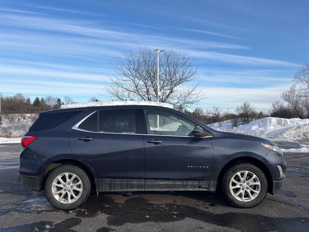 Used 2018 Chevrolet Equinox LT image 3