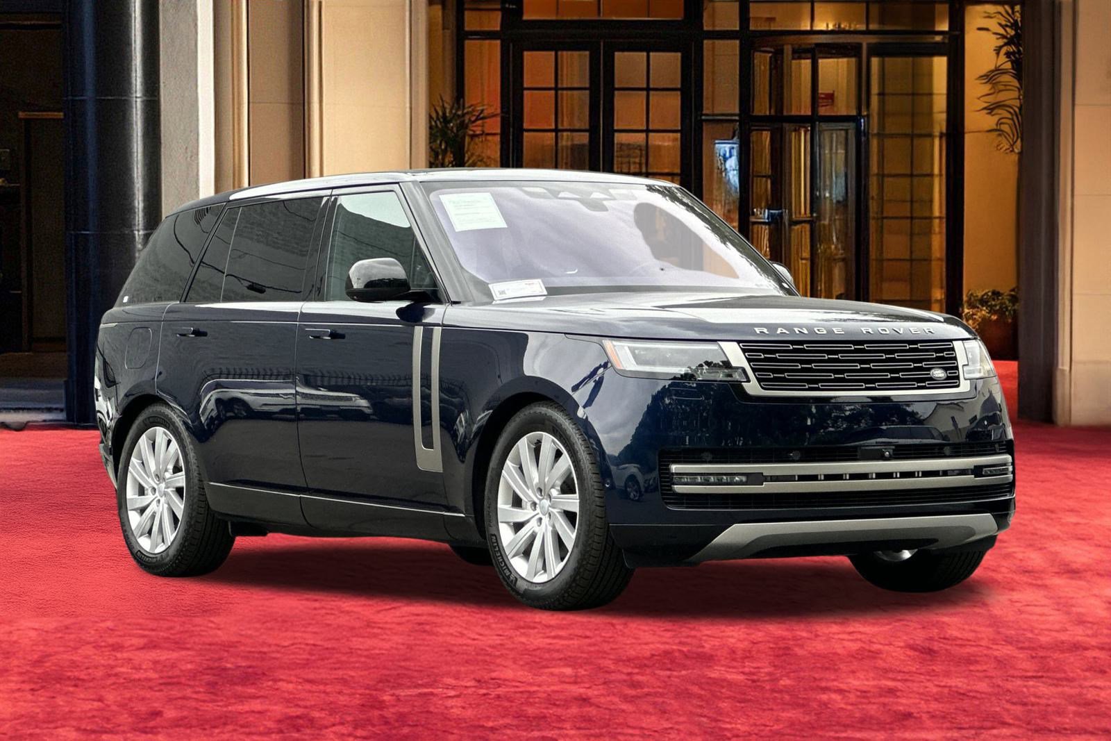 Used 2023 Land Rover Range Rover Long Wheelbase SE image 8