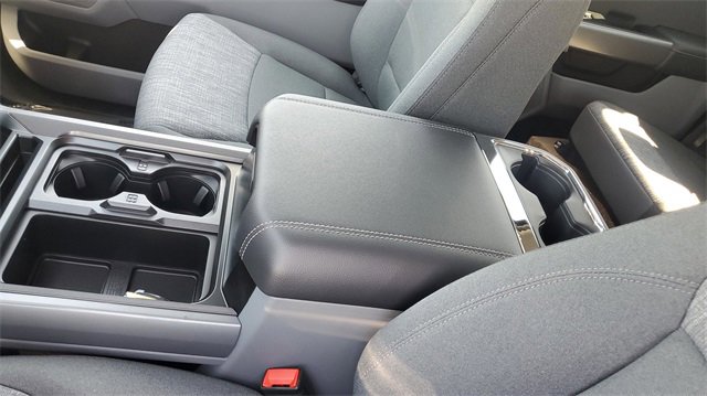 New 2026 Ford F250 4x4 Crew Cab Super Duty image 40