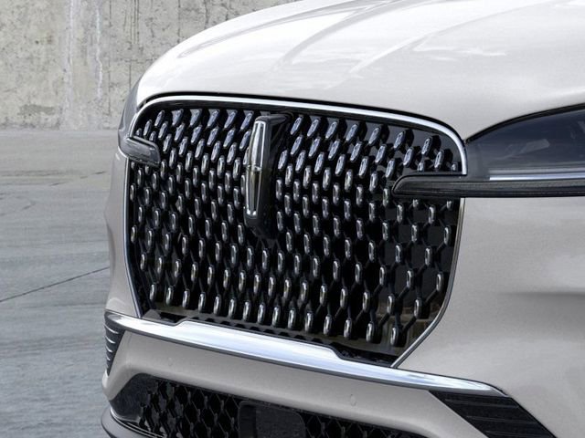 New 2025 Lincoln Aviator 2WD image 17