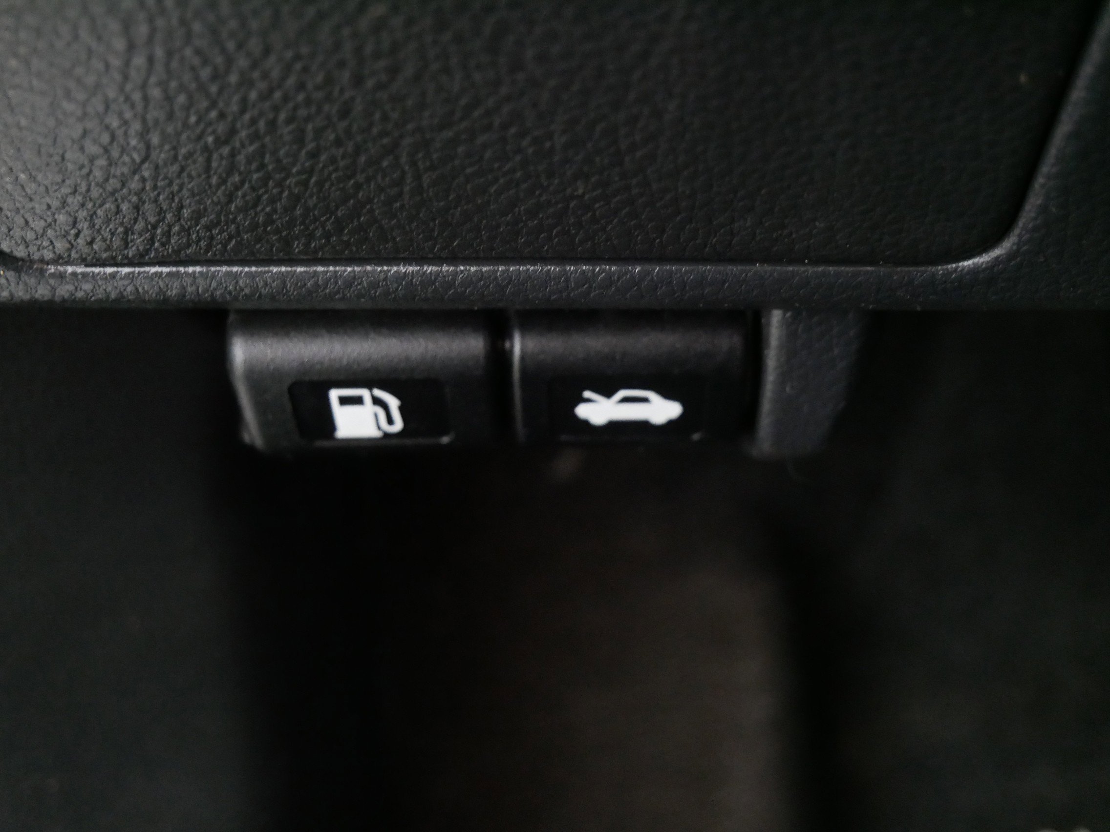 Used 2009 Nissan Versa 1.8 S w/ ABS Pkg image 28