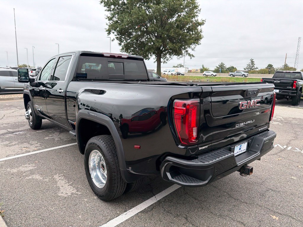 Used 2022 GMC Sierra 3500 Denali AWD/4WD image 5