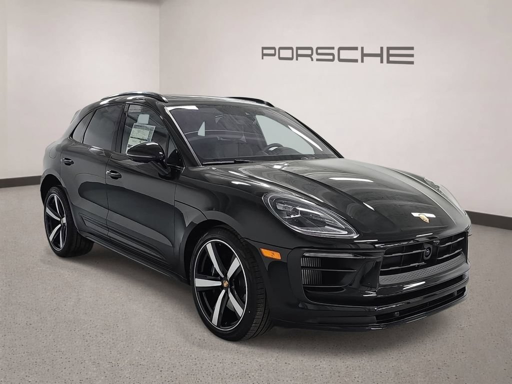 New 2026 Porsche Macan GTS AWD/4WD image 8