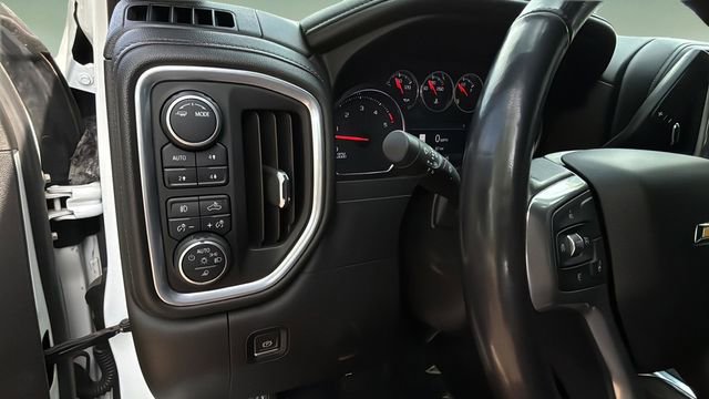 Used 2022 Chevrolet Silverado 2500 LTZ w/ LTZ Plus Package image 23
