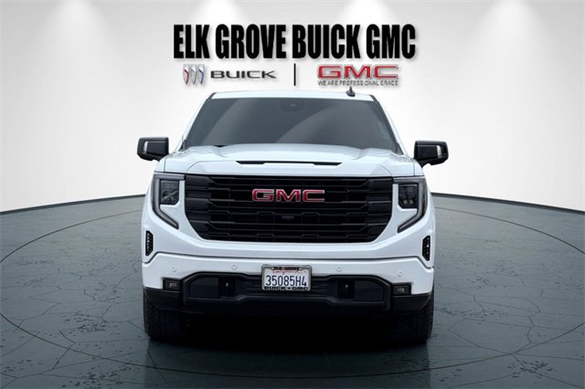 Used 2025 GMC Sierra 1500 Elevation w/ Elevation Premium Package image 9