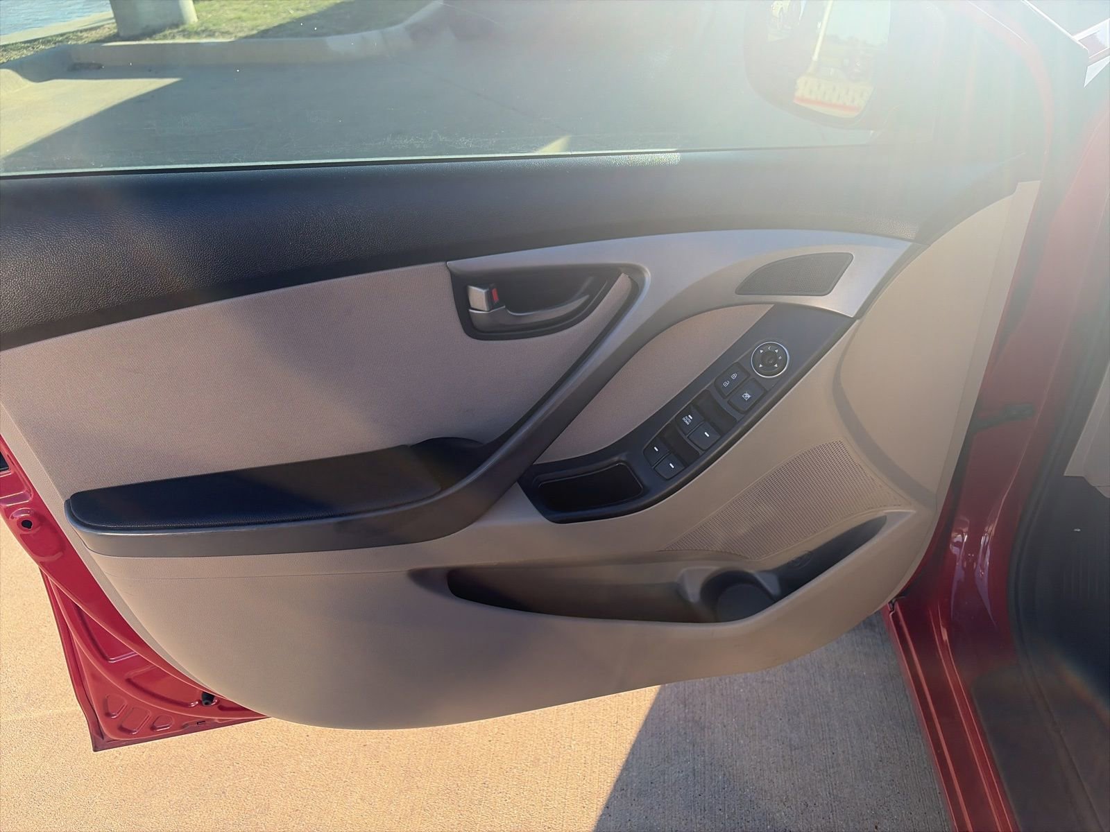 Used 2014 Hyundai Elantra SE w/ Option Group 02 image 13