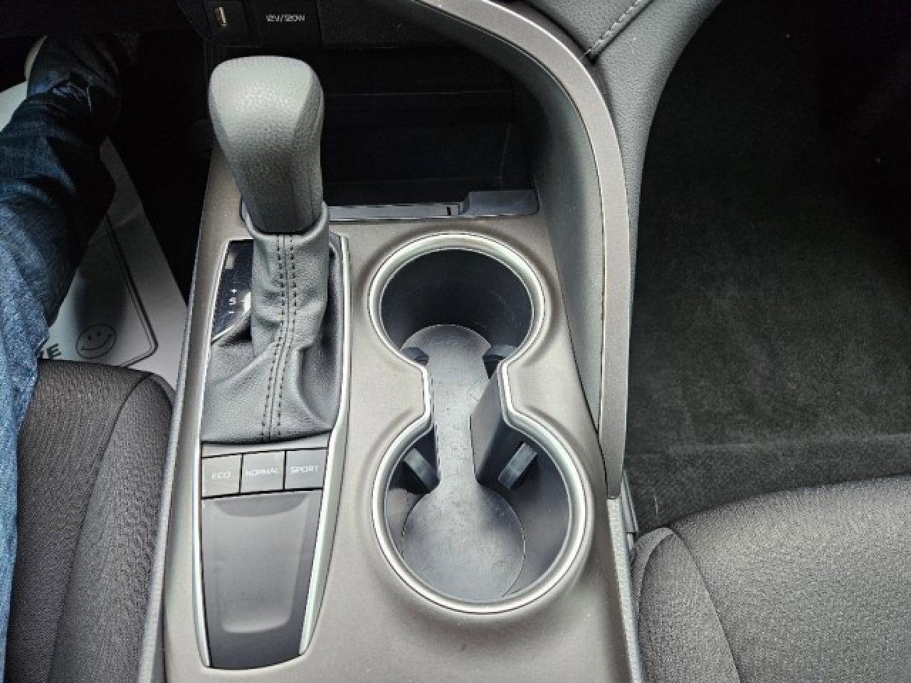 Used 2023 Toyota Camry LE image 26