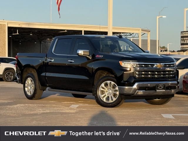 Used 2025 Chevrolet Silverado 1500 LTZ AWD/4WD image 2