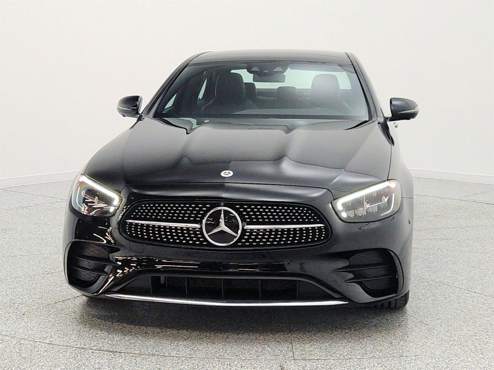 Used 2022 Mercedes-Benz E 350 Sedan image 2