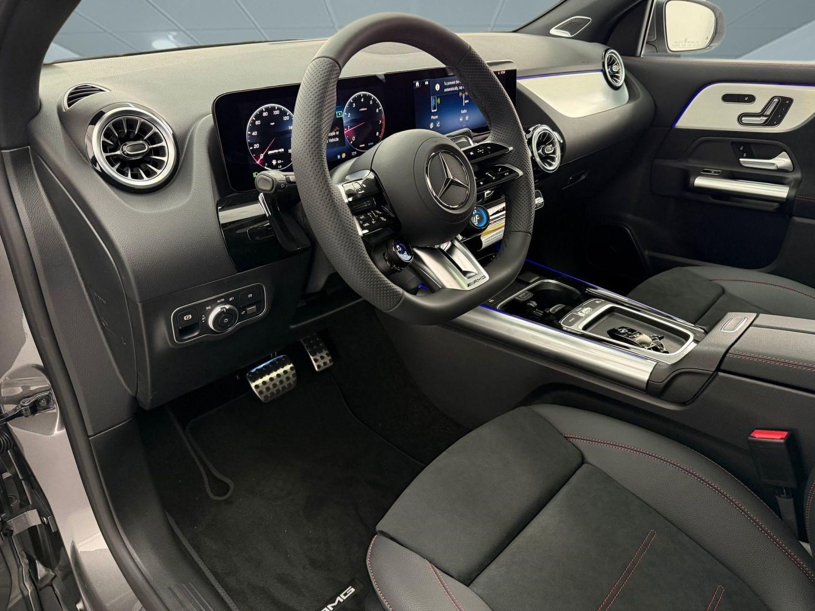 New 2026 Mercedes-Benz GLA 35 AMG 4MATIC image 4