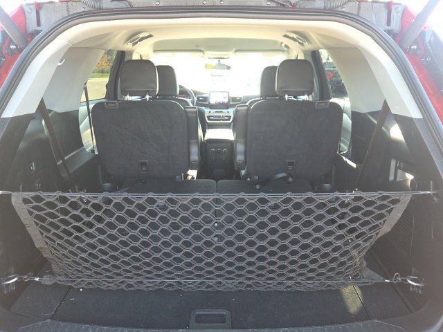 Used 2023 Ford Explorer XLT w/ Equipment Group 202A AWD/4WD image 10