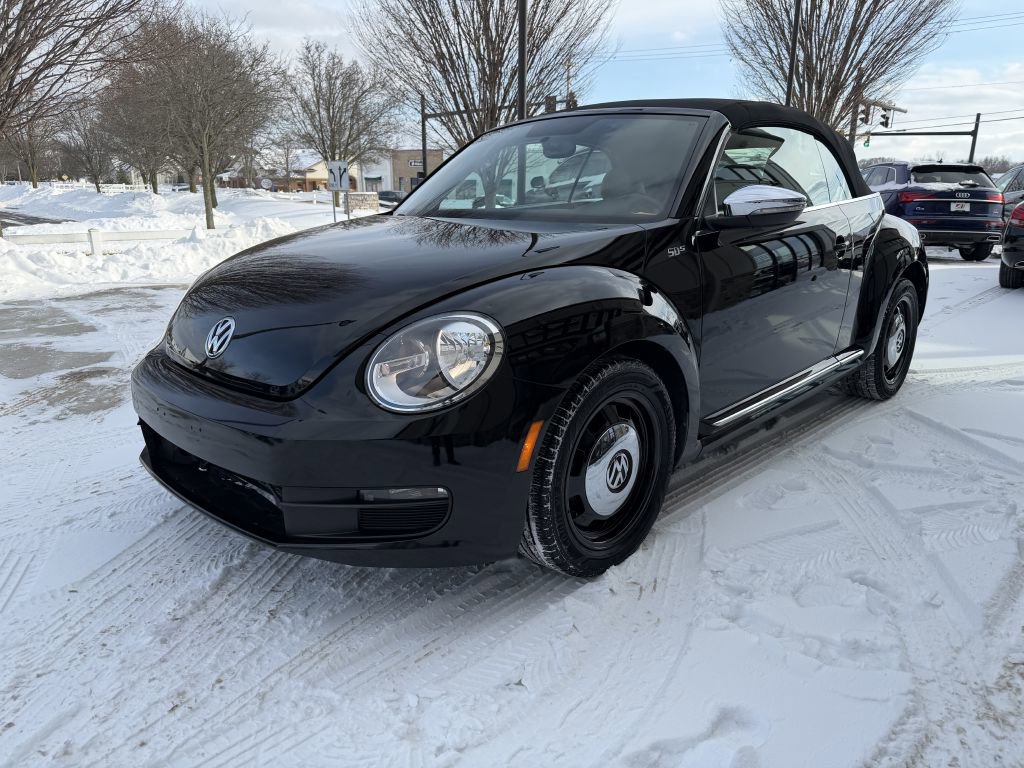Used 2013 Volkswagen Beetle 2.5 50's Edition image 5
