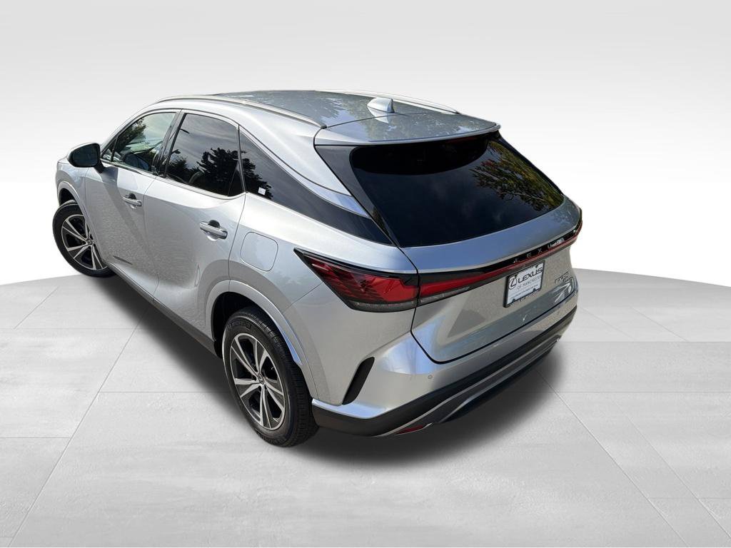 Used 2023 Lexus RX 350 Premium w/ Accessory Package AWD/4WD image 4
