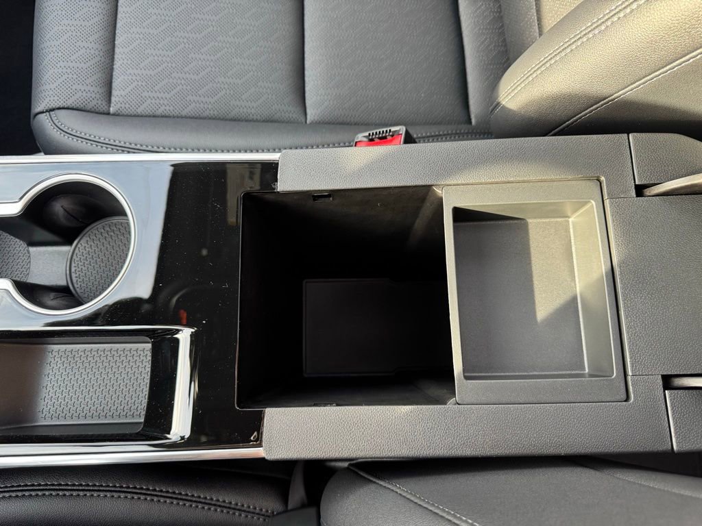 New 2026 Chevrolet Equinox LT w/ Convenience Package II image 21