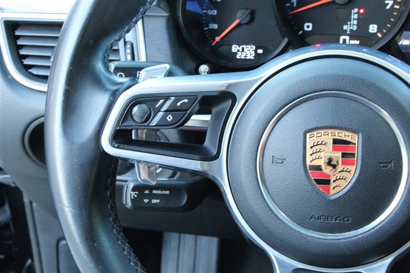 Used 2018 Porsche Macan GTS w/ Premium Package Plus AWD/4WD image 36