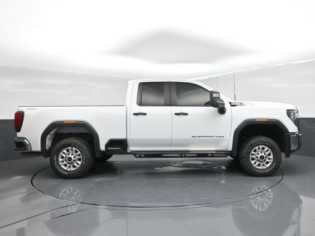Used 2024 GMC Sierra 2500 Pro w/ Convenience Package AWD/4WD image 9