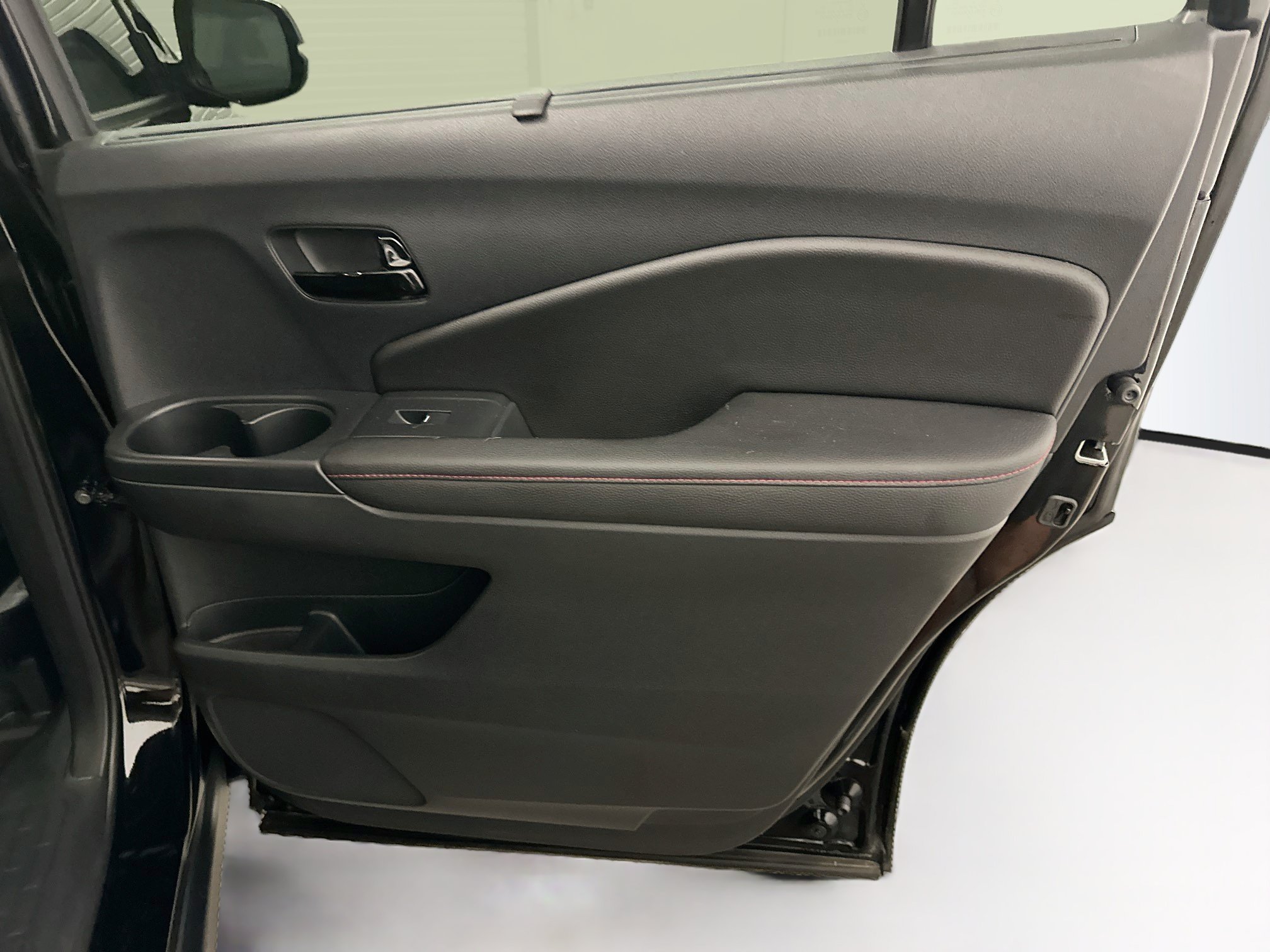 Used 2024 Honda Passport Black Edition image 33
