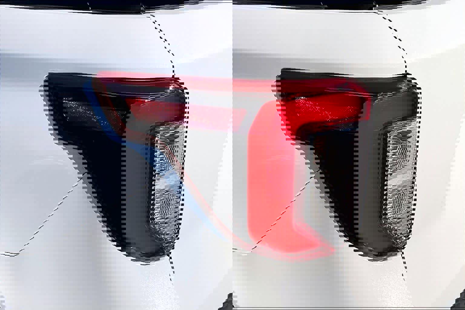 Used 2020 Ford Explorer ST w/ ST Street Pack image 33