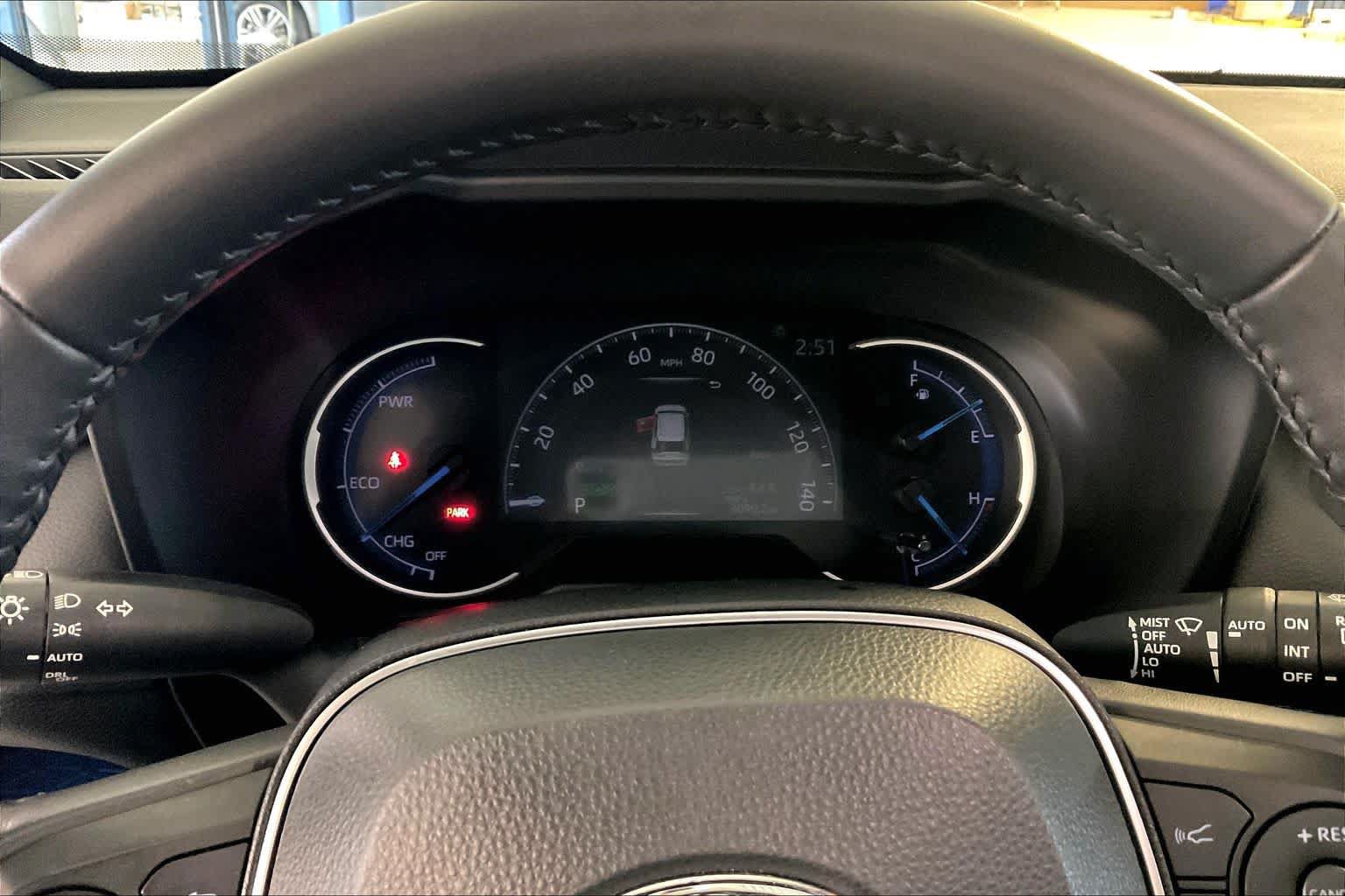 Used 2022 Toyota RAV4 XSE AWD/4WD image 24