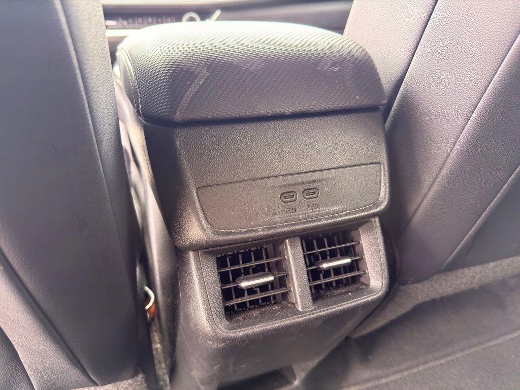 Used 2025 Chevrolet Equinox LT w/ Convenience Package II AWD/4WD image 25