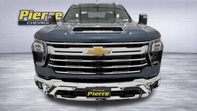 New 2026 Chevrolet Silverado 2500 LTZ w/ LTZ Convenience Package AWD/4WD image 8