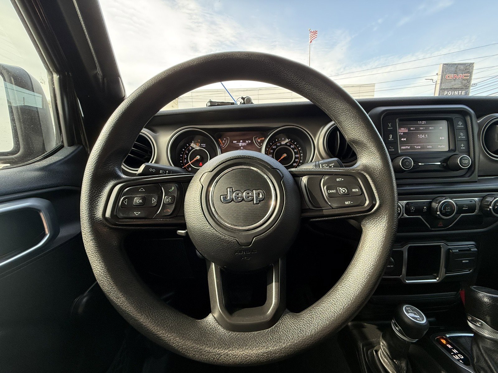 Used 2020 Jeep Gladiator Sport image 32