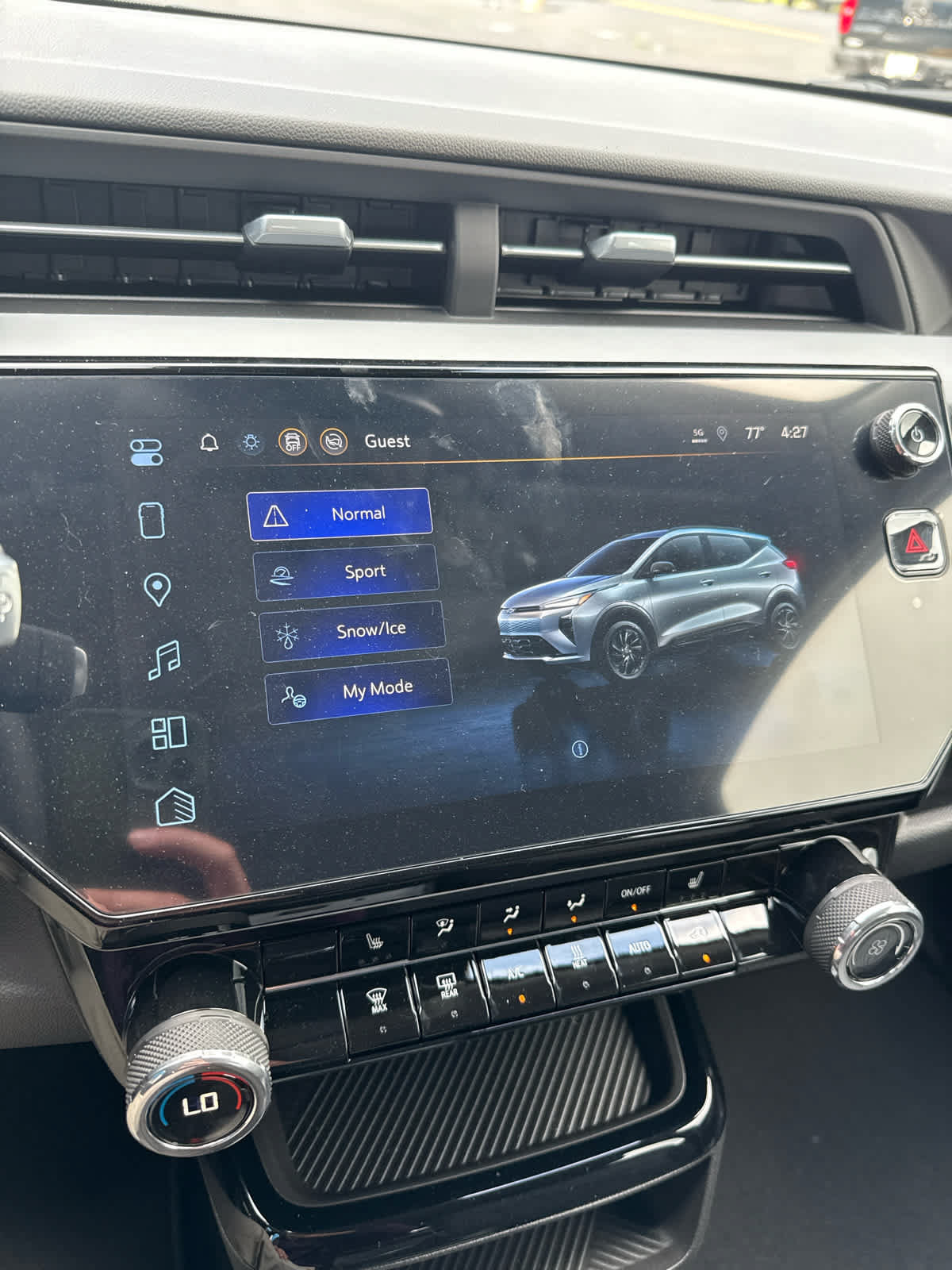 New 2027 Chevrolet Bolt LT w/ Comfort Package FWD image 23