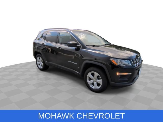 Used 2021 Jeep Compass Latitude w/ Convenience Group AWD/4WD image 2