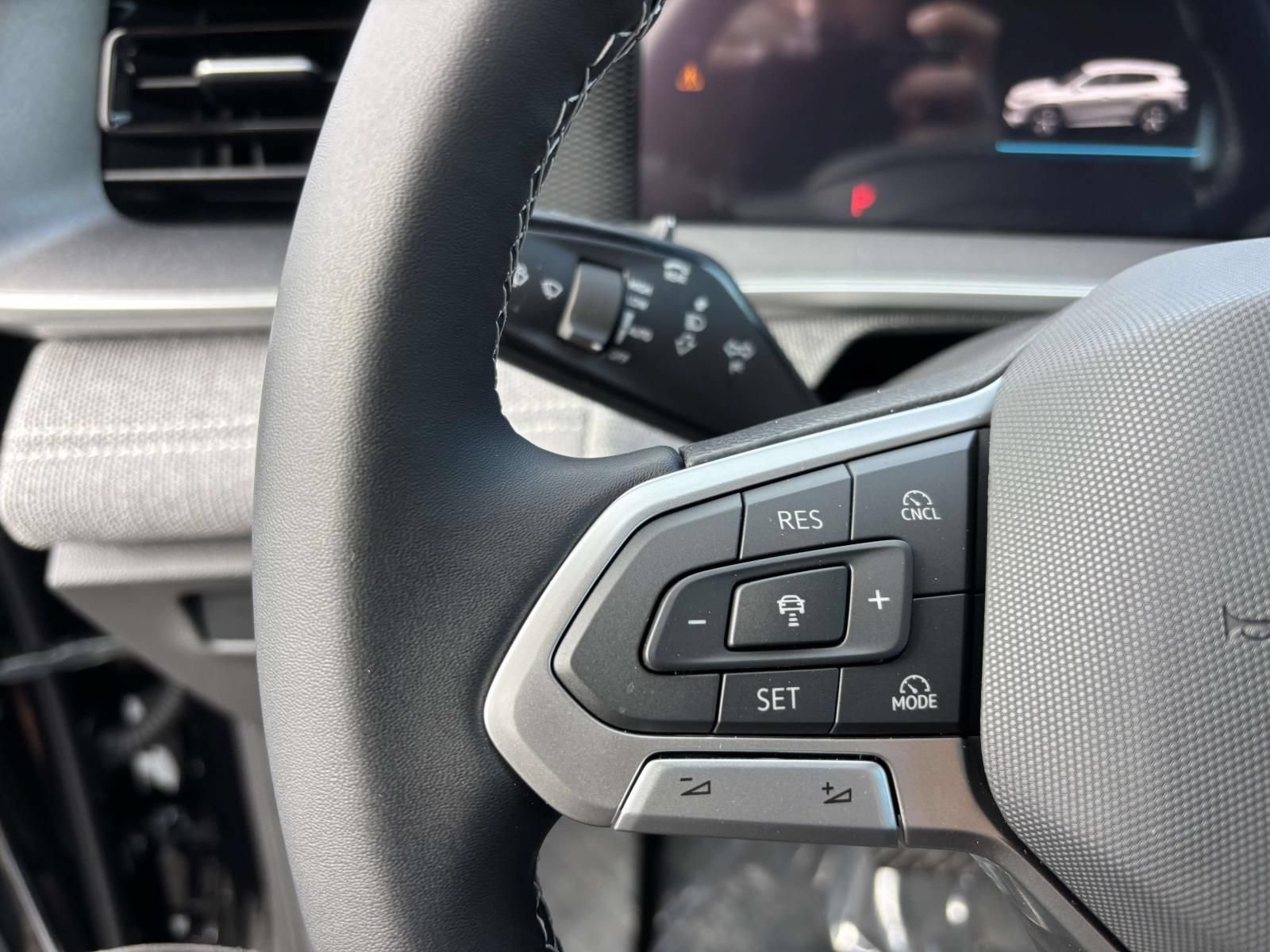 New 2026 Volkswagen Tiguan S AWD/4WD image 17