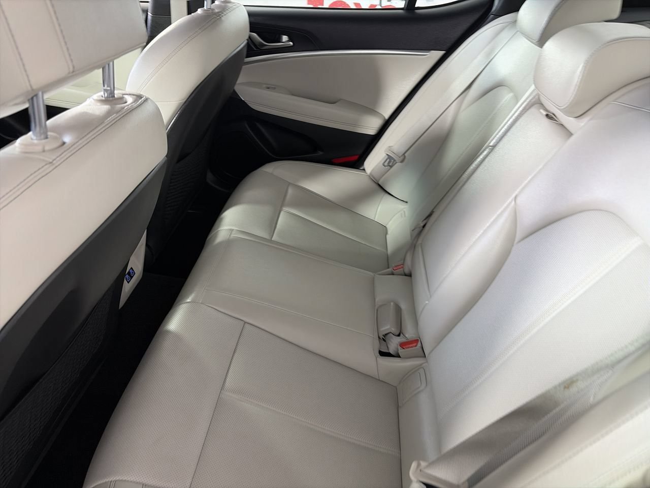 Used 2025 Genesis G70 2.5T AWD/4WD image 23