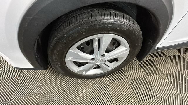 Used 2024 Nissan Kicks S FWD image 10