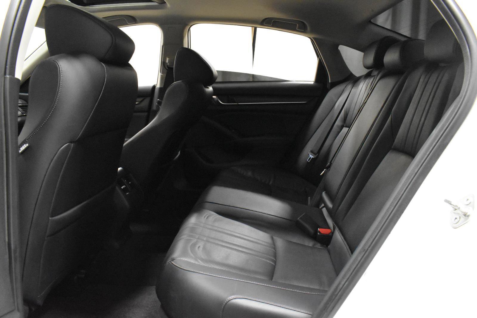 Used 2018 Honda Accord EX-L image 5