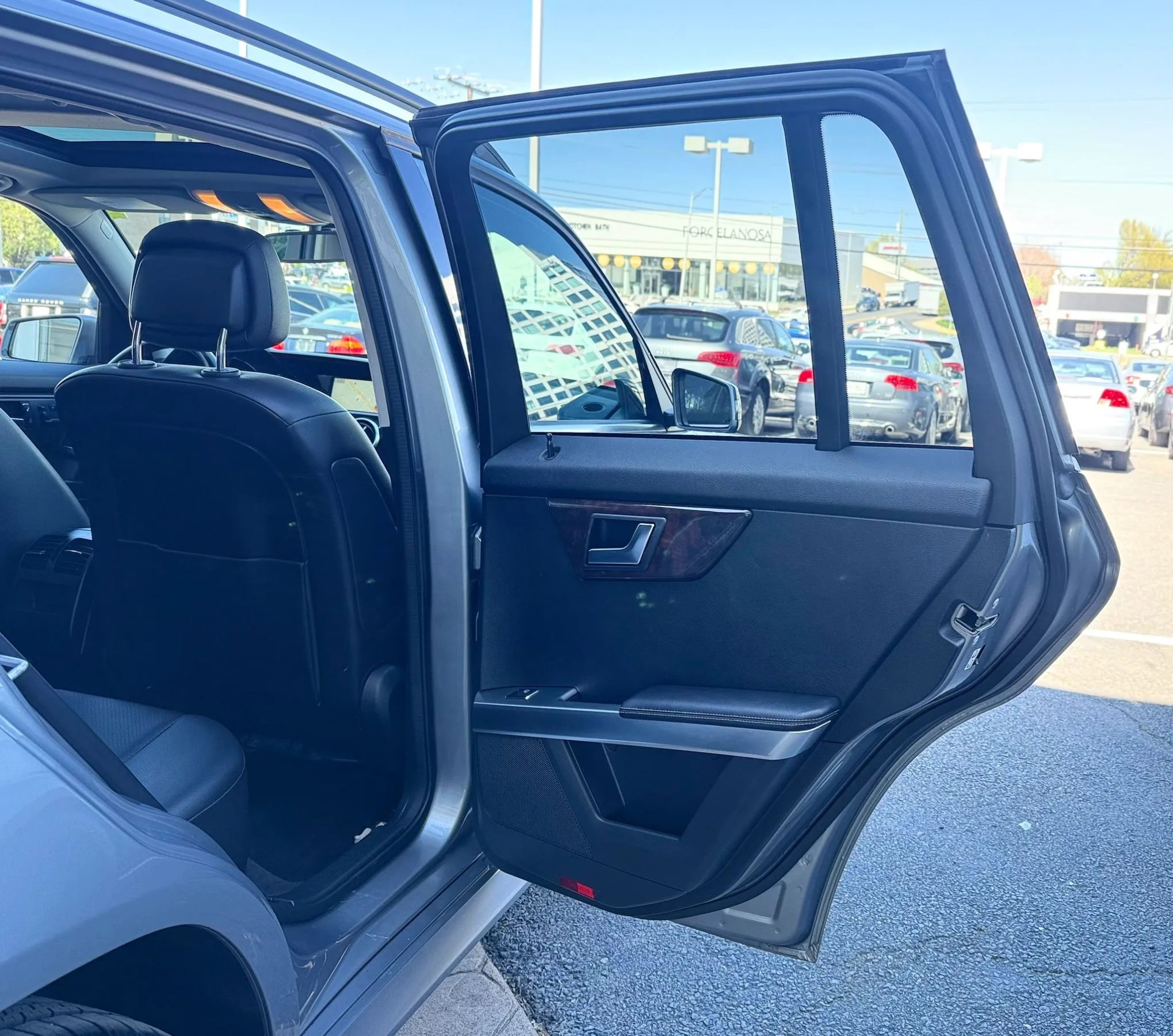 Used 2014 Mercedes-Benz GLK 350 4MATIC image 30