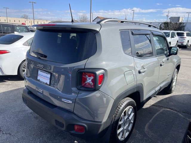 Used 2020 Jeep Renegade Latitude w/ Cold Weather Group image 9