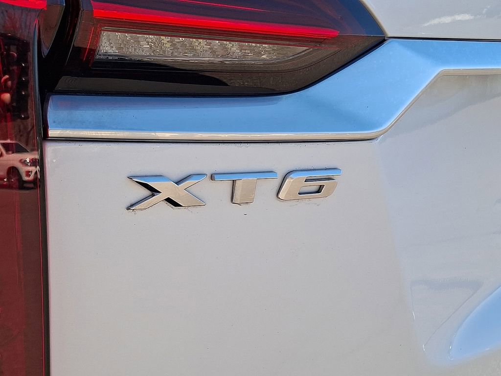 Used 2021 Cadillac XT6 Premium Luxury image 31