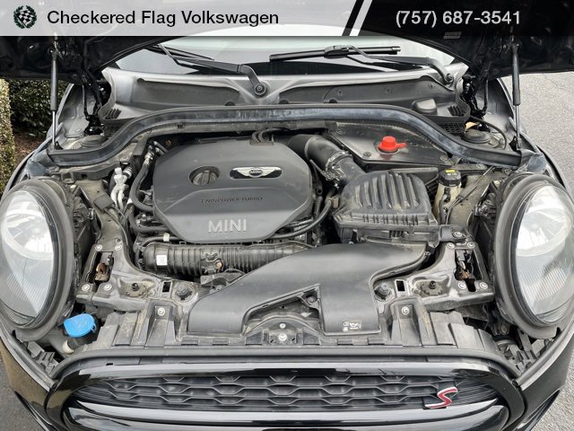 Used 2019 MINI Cooper S w/ Signature Upholstery Package image 28