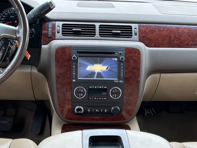 Used 2012 Chevrolet Suburban LTZ AWD/4WD image 29