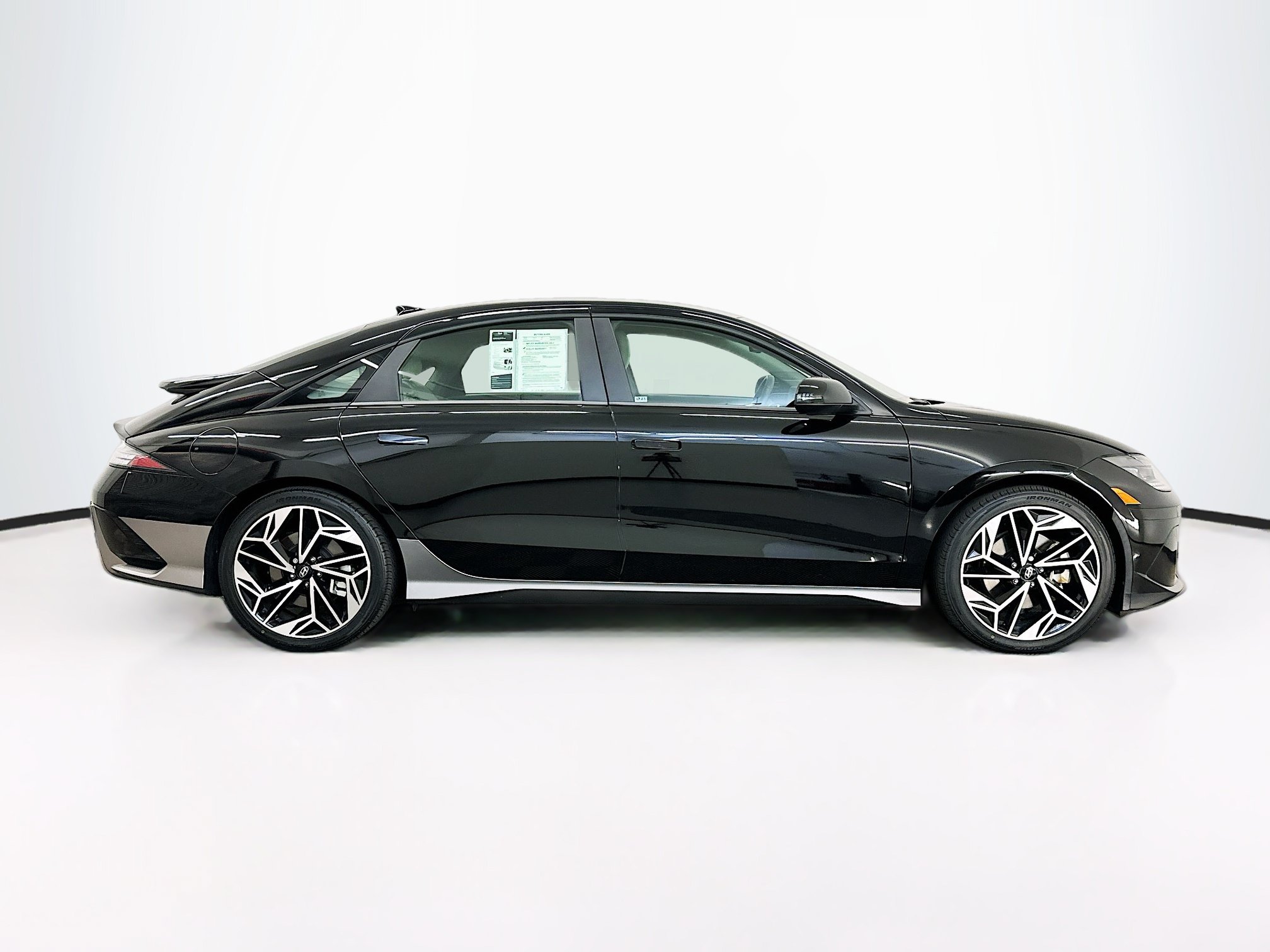 Used 2024 Hyundai Ioniq 6 SEL AWD/4WD image 10
