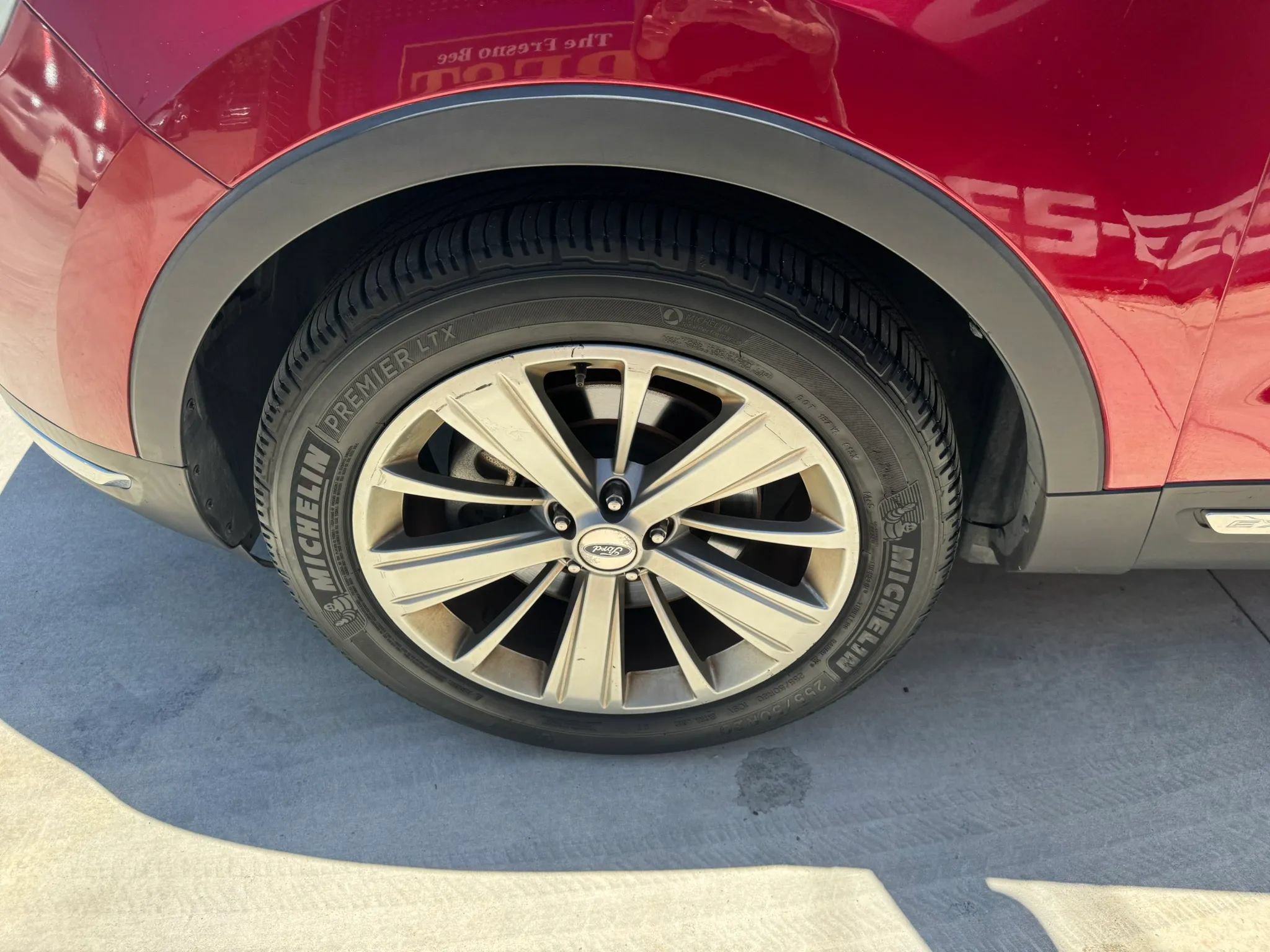 Used 2019 Ford Explorer Limited w/ Class III Trailer Tow Package FWD image 25