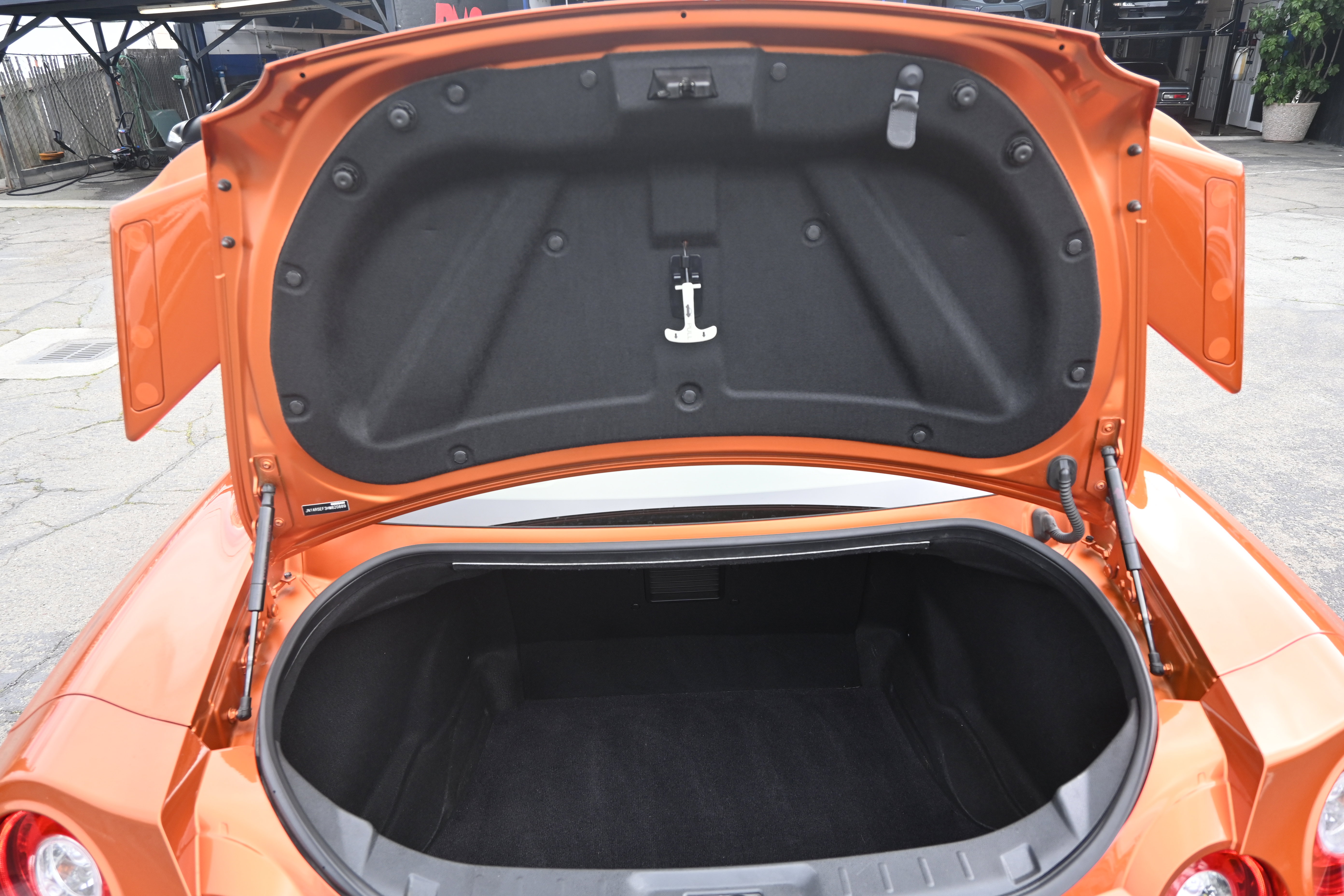 Used 2017 Nissan GT-R Premium image 48